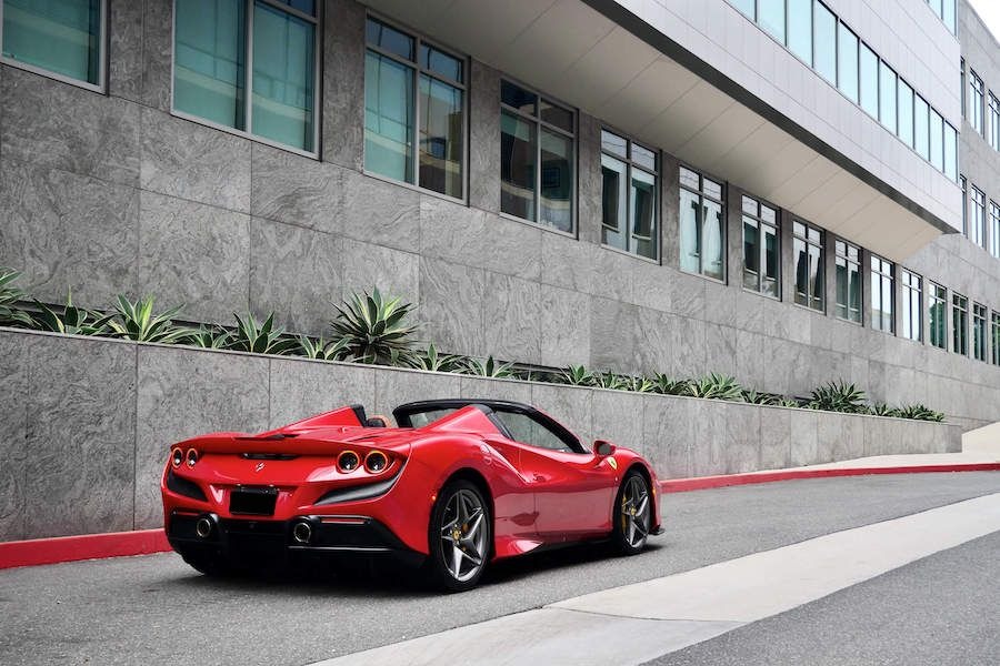 Ferrari F8 Spider - Imagem 3