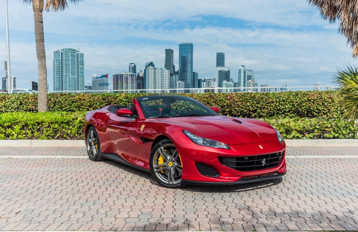 Ferrari Porto Fino - Imagem 1