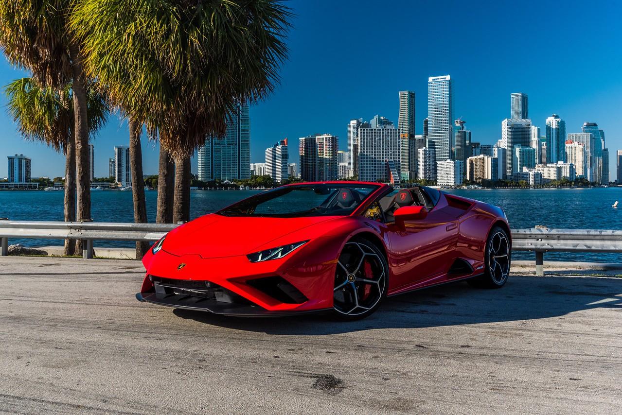 Lamborghini Huracan Evo - Imagem 1