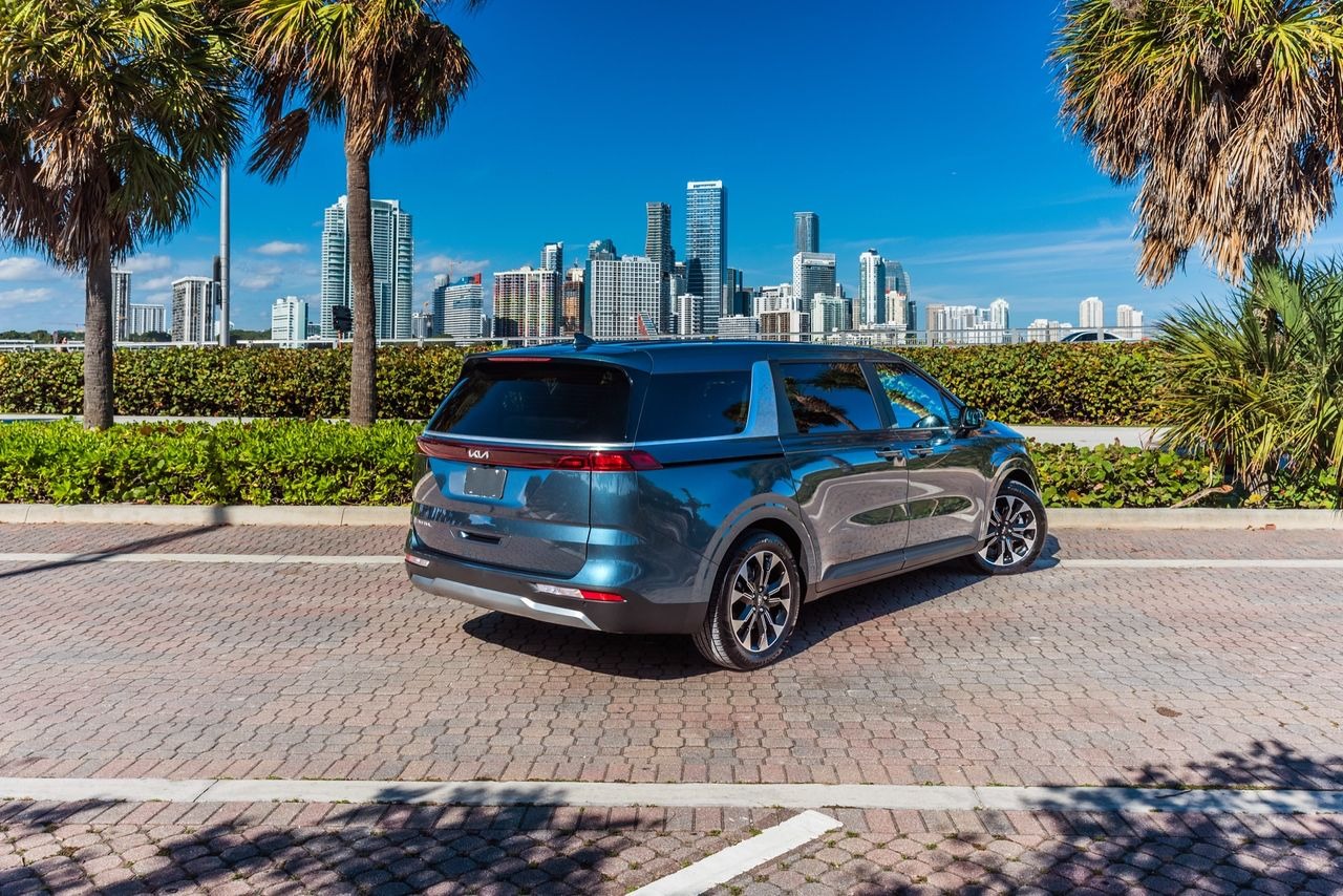 Kia Carnival - Imagem 3