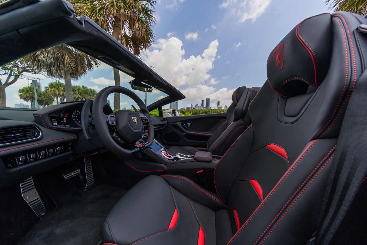 Lamborghini Huracan EVO Bianco Icarus - Imagem extra 5