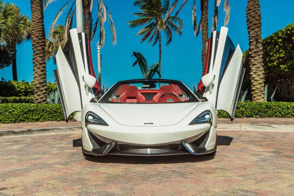McLaren 570S - Imagem 1