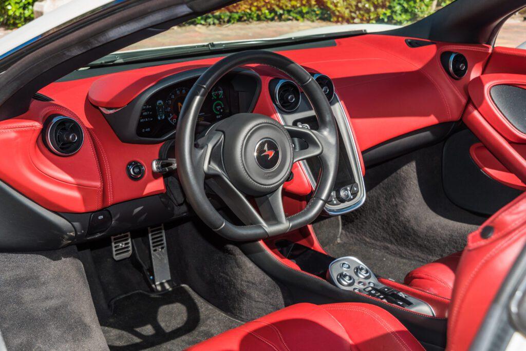 McLaren 570S - Imagem extra 7