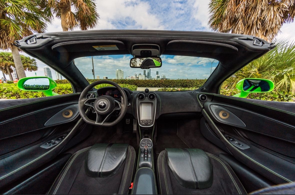McLaren 570S - Imagem 4