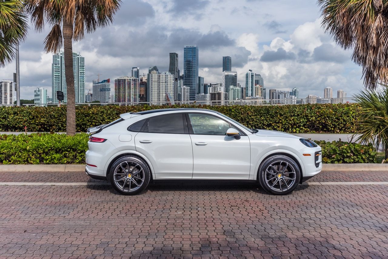 Porsche Cayenne - Imagem 1