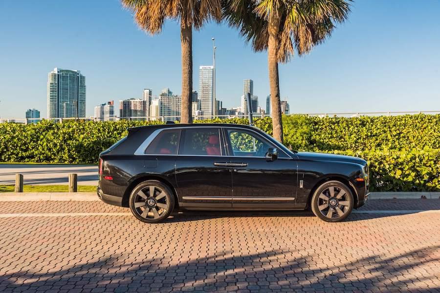 Rolls Royce Cullinan - Imagem 4
